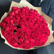 Букет из 101 красной розы Кения 45 см